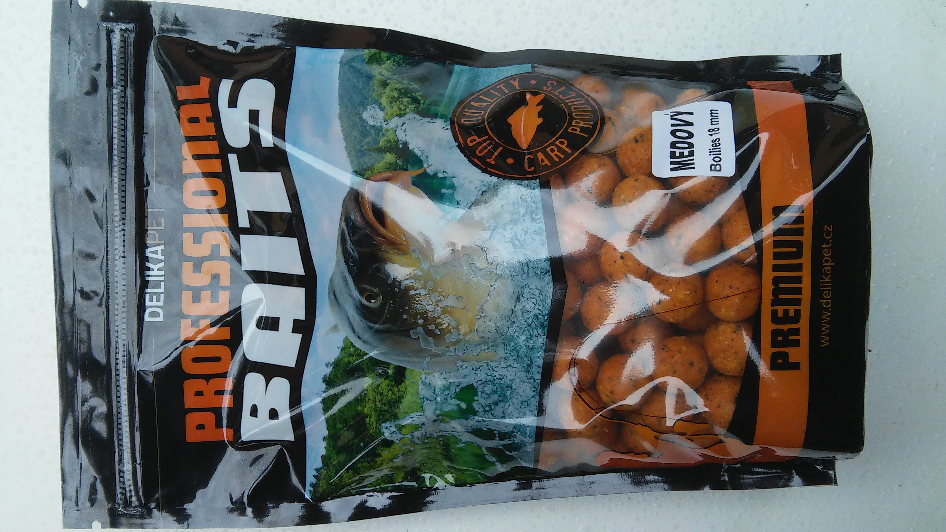 Delikapet Švestka boilies 20 mm 1 Kg